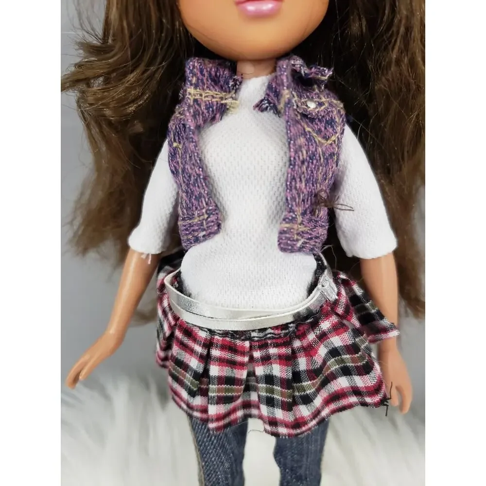 RARE Moxie Girlz‎ Doll Twin SARAI from twin set brunette plaid skirt y2k